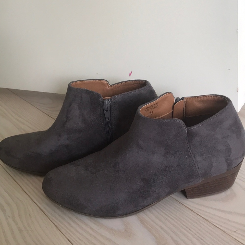 Ankle boots